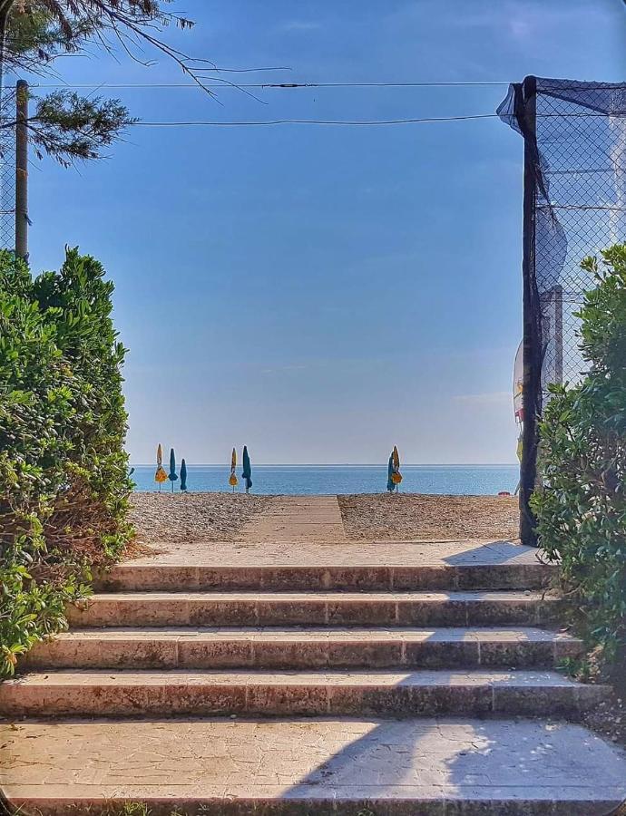 Casavacanze Castelli Di Sabbia ปอร์โต ซันเตลปีดิโอ ภายนอก รูปภาพ
