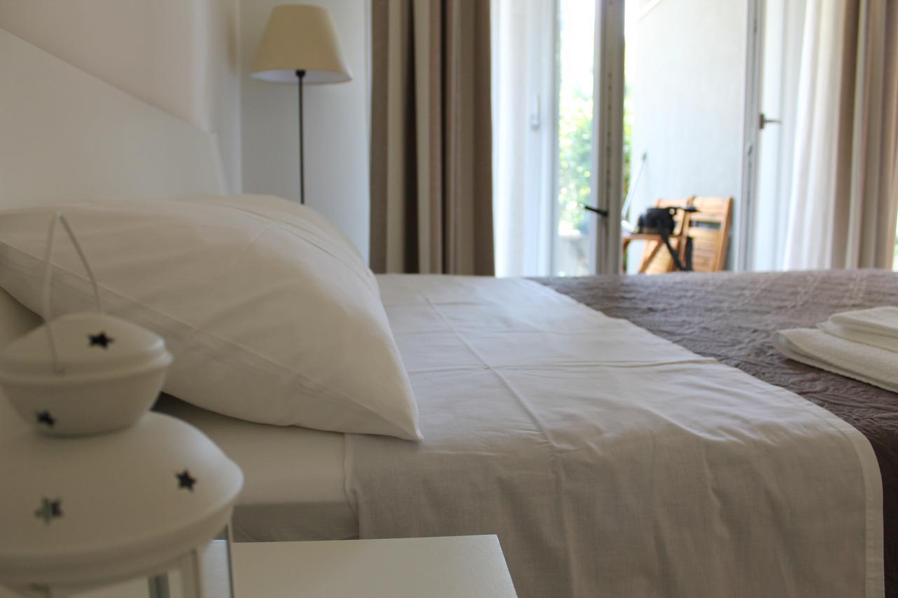 Casavacanze Castelli Di Sabbia ปอร์โต ซันเตลปีดิโอ ภายนอก รูปภาพ