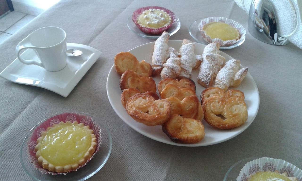 Casavacanze Castelli Di Sabbia ปอร์โต ซันเตลปีดิโอ ภายนอก รูปภาพ